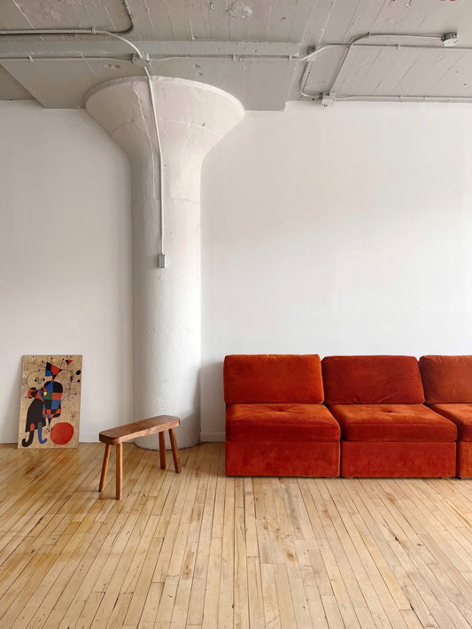 Sofa sectionel en corduroy orange
