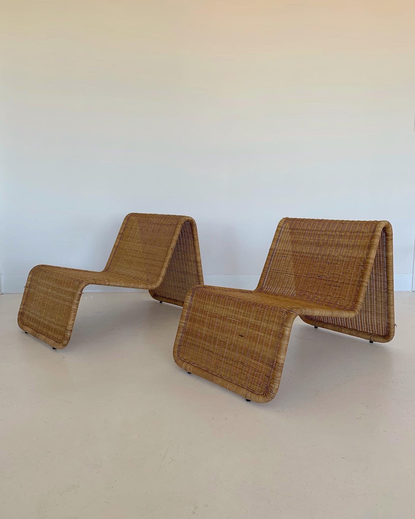 Paire de chaises par Tito Agnoli